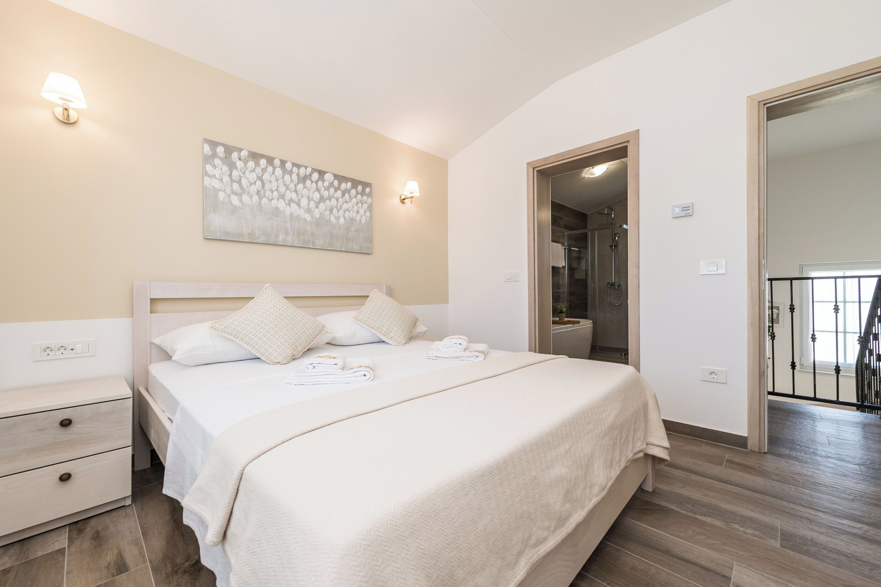 Villa | In-room safe, iron/ironing board, free WiFi