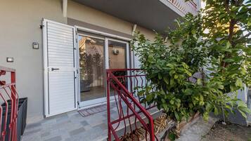 Apartment (A1) | Exterior detail