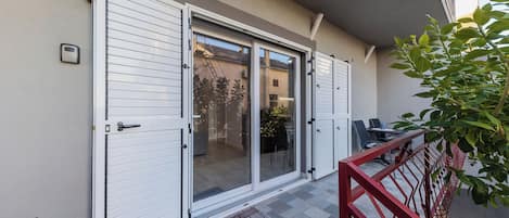 Apartment (A1) | Exterior detail