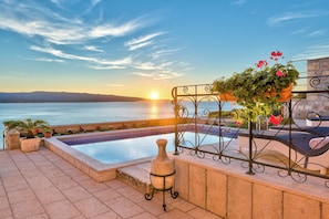 Outdoor pool - Villa Lipa Dora (Bol)