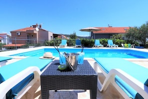 Unclassified image, 5 of 10, button - House Villa Mendula (Okrug)