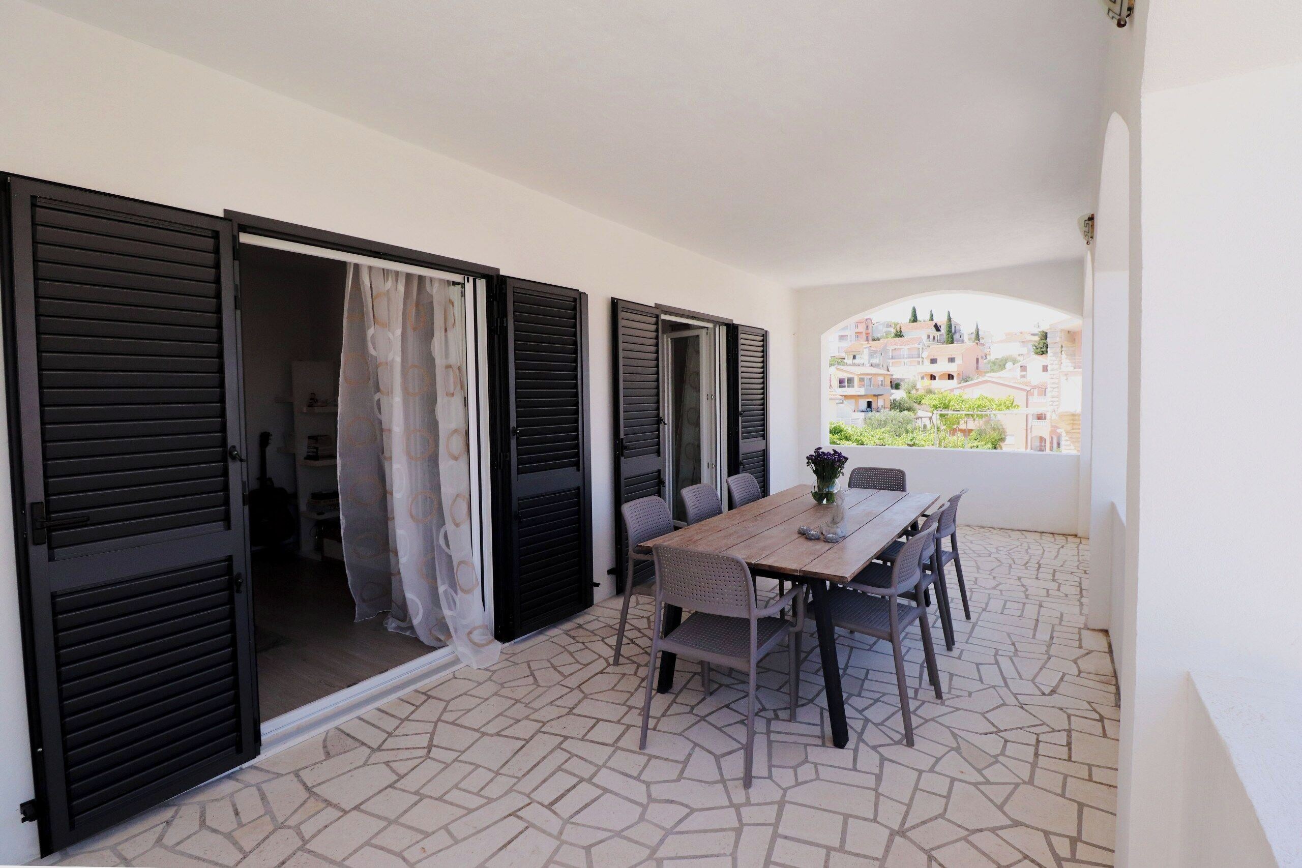 Villa | Outdoor dining