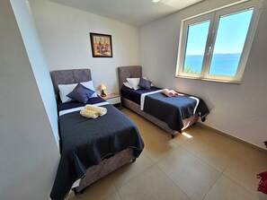 Apartment (A2) | Iron/ironing board, free WiFi - Apartments Liana - Vala (Omis)