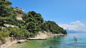Beach nearby - Apartments Liana - Vala (Omis)