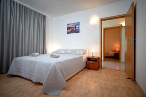 House | Iron/ironing board, free WiFi - House Peacefull Relax (Jelsa)