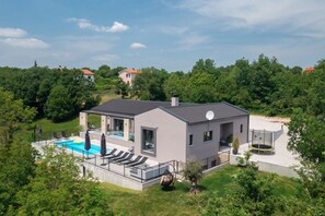 Building design - Villa Anthea and Paola (Sveta Nedelja)