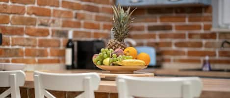 Villa | Dining