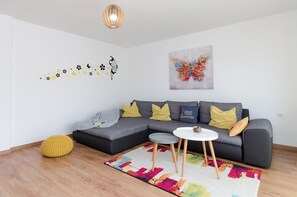 Apartemen (A1) | Ruang keluarga