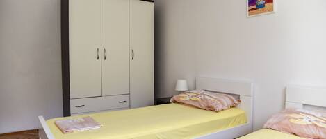 อพาร์ทเมนท์ (A1) | เตารีด/โต๊ะรีดผ้า, Wi-Fi ฟรี