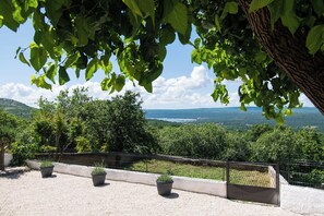 Courtyard - House Francesca (Obrovac)