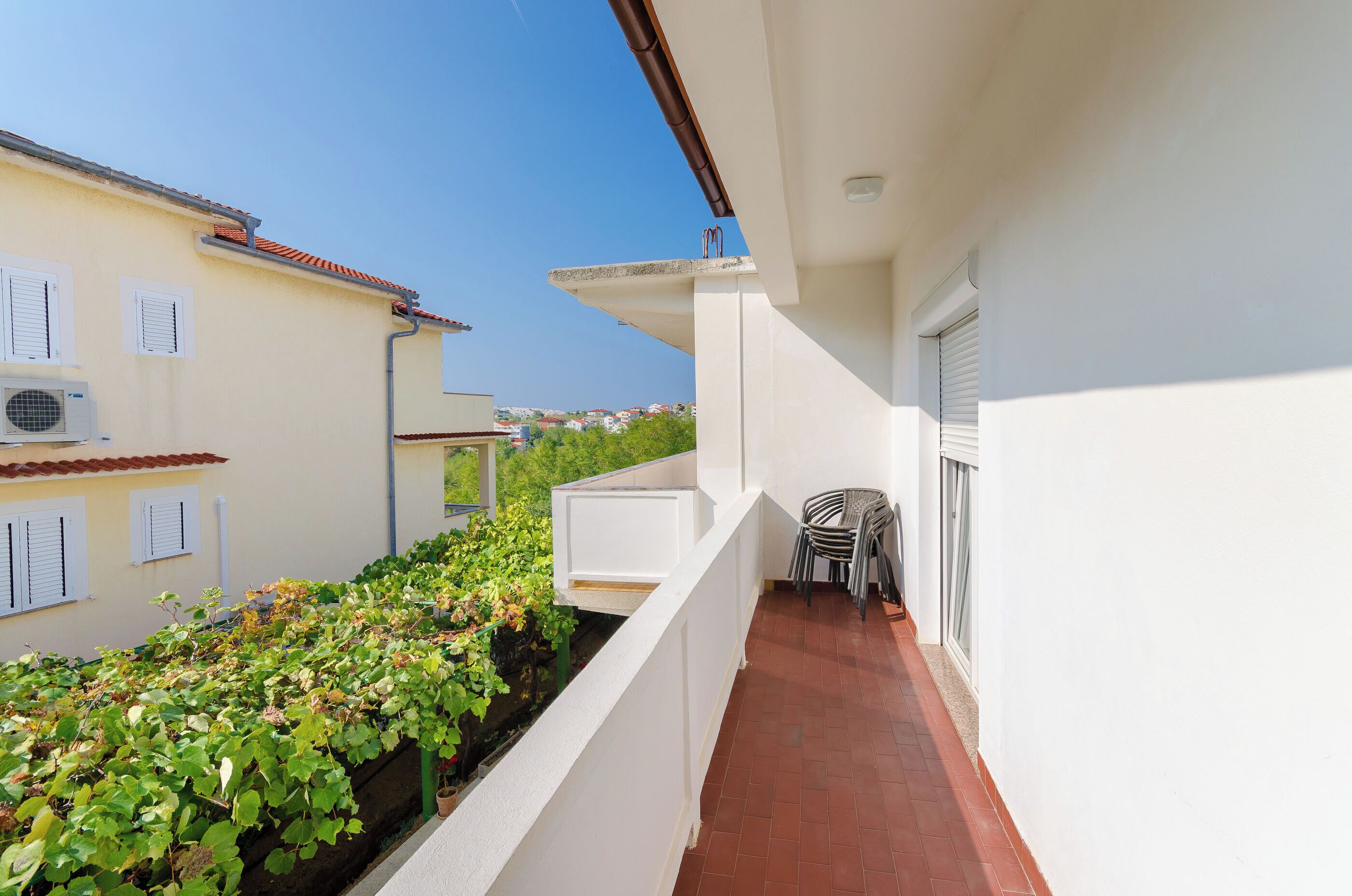 Apartment (A2) | Balkon