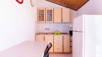 Apartment (A3) | Private kitchen | Fridge, stovetop, espresso maker, electric kettle