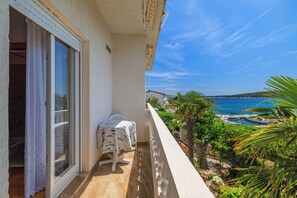 Apartment (A1) | Water view - Apartments Biserka (Rab)