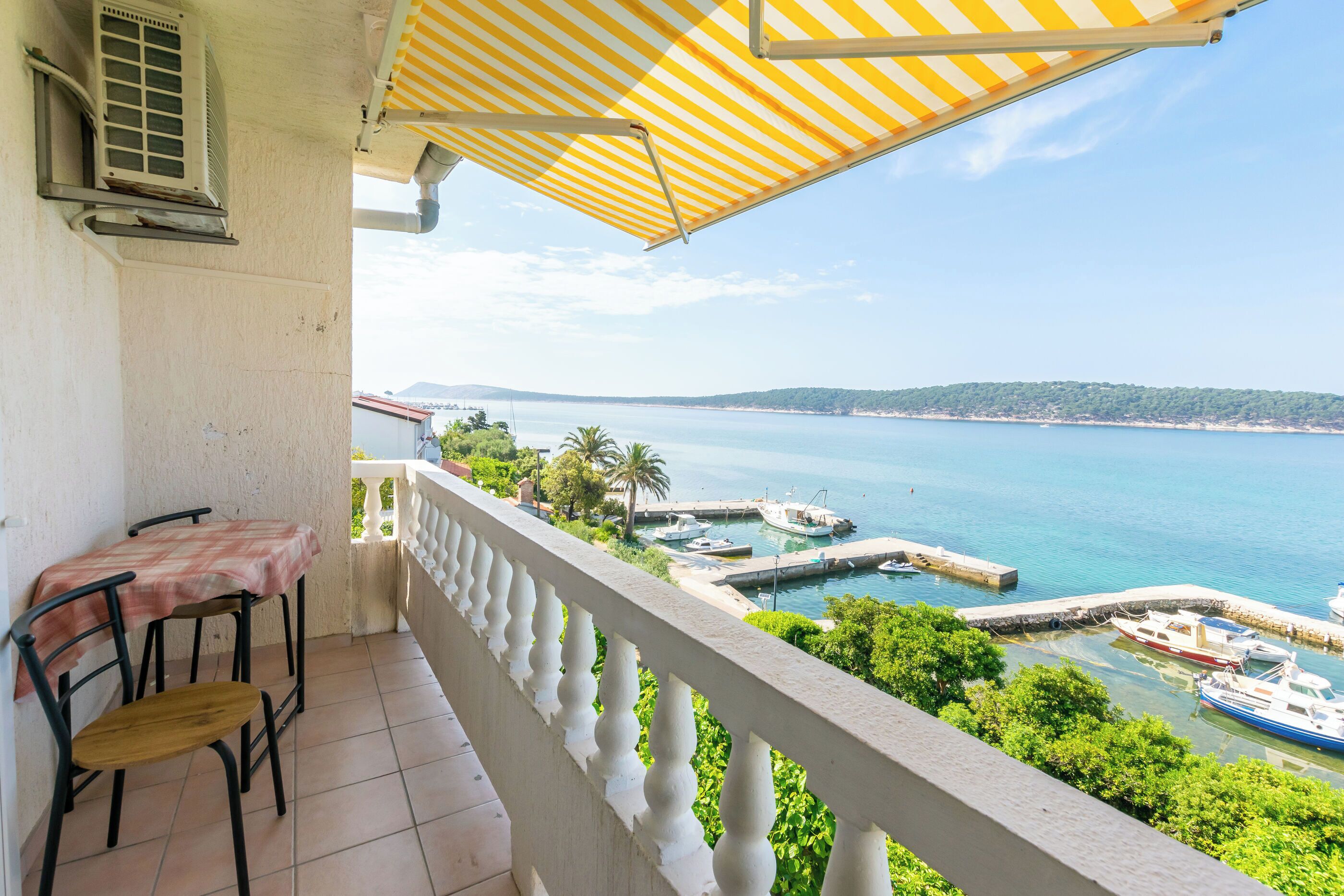 Apartment (A3) | Balcony