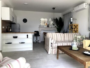 Apartment (A1) | Private kitchen - Apartments Livingston (Novi Vinodolski)