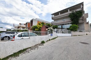 Building design - Apartments Zorana (Rogoznica)