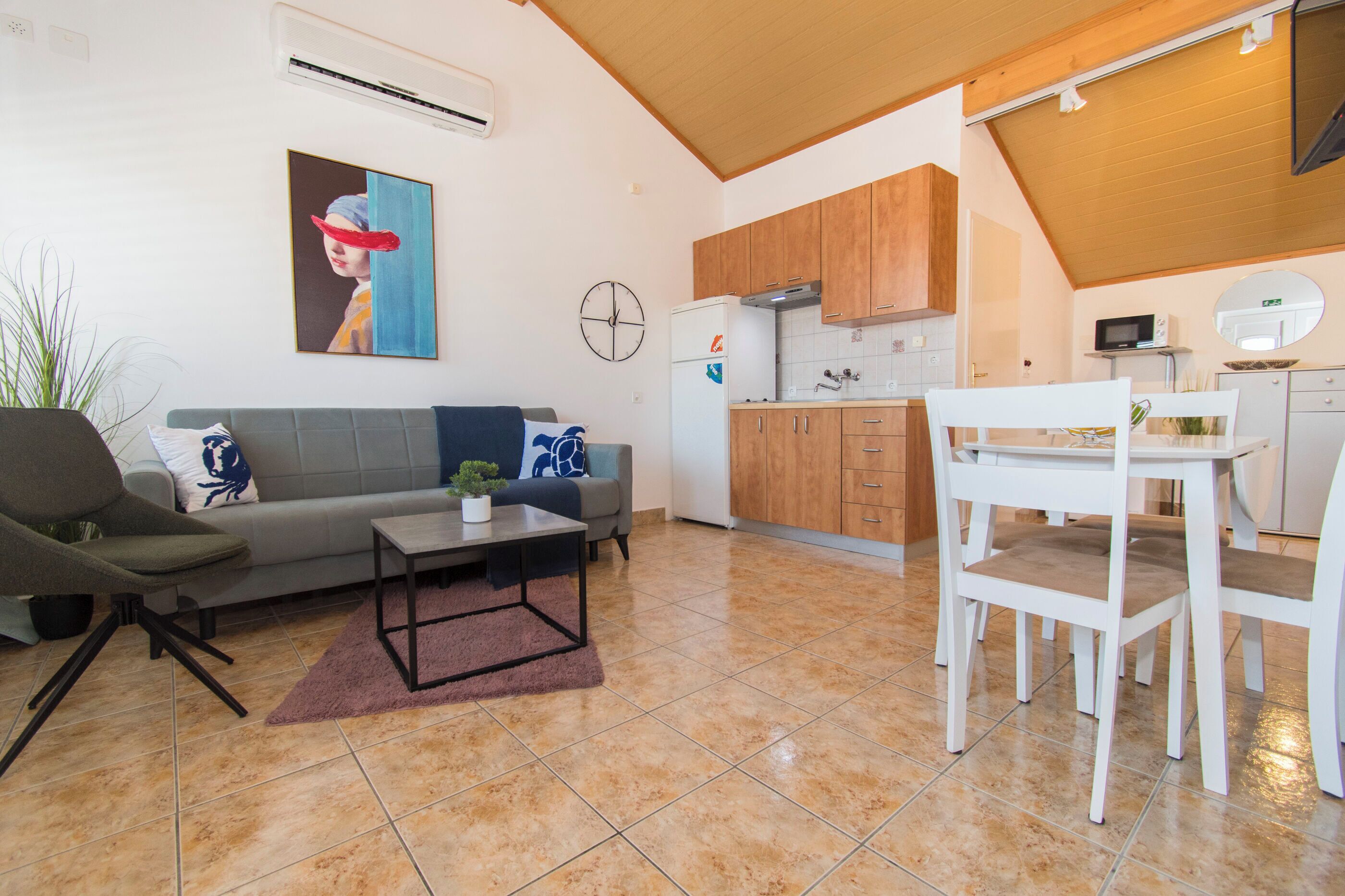 Apartment (A2) | Living room