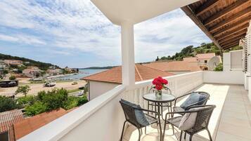 Apartamento (A2) | Sacada