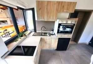 House | Private kitchen | Fridge, oven, stovetop, dishwasher - House Toni (Postira)