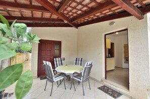 Apartment (A2) | Terrace/patio - Apartments Caterina (Pula)