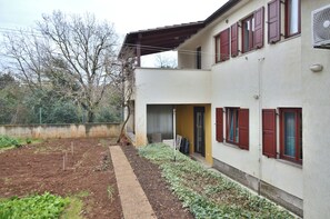 Courtyard - Apartments Caterina (Pula)