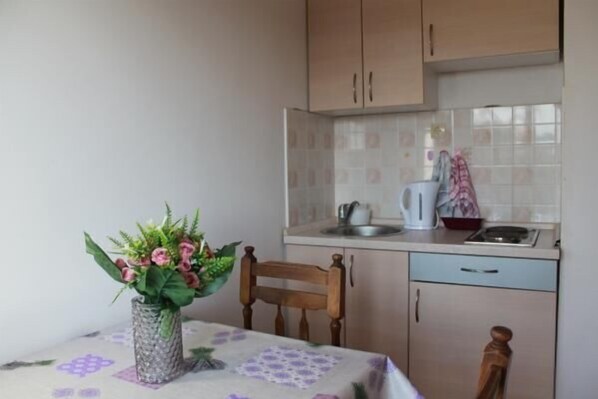 Dining - Apartments Radmila (Sibenik)