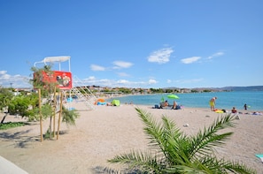 Beach - Apartments Radmila (Sibenik)