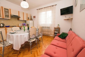 Apartment (A1) | Speisen