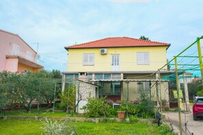 Rakennuksen muotoilu