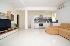 Villa | Living room | DVD player - Villa Korcula (Blato)