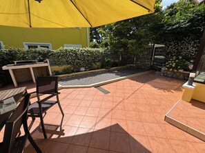 Outdoor dining - Apartment Ela (Kostrena)