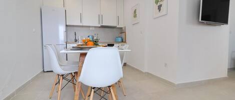 独立别墅 | 私人厨房 | 冰箱、烤箱、炉灶、洗碗机