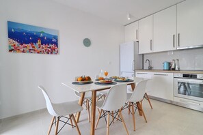House | Private kitchen | Fridge, oven, stovetop, dishwasher - House Rosemary (Slivno)