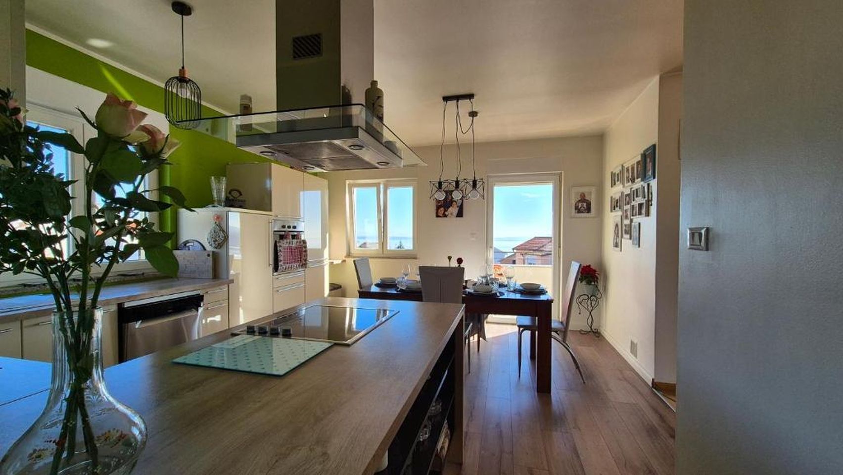 Apartment (A1) | Private kitchen | Fridge, oven, stovetop, dishwasher
