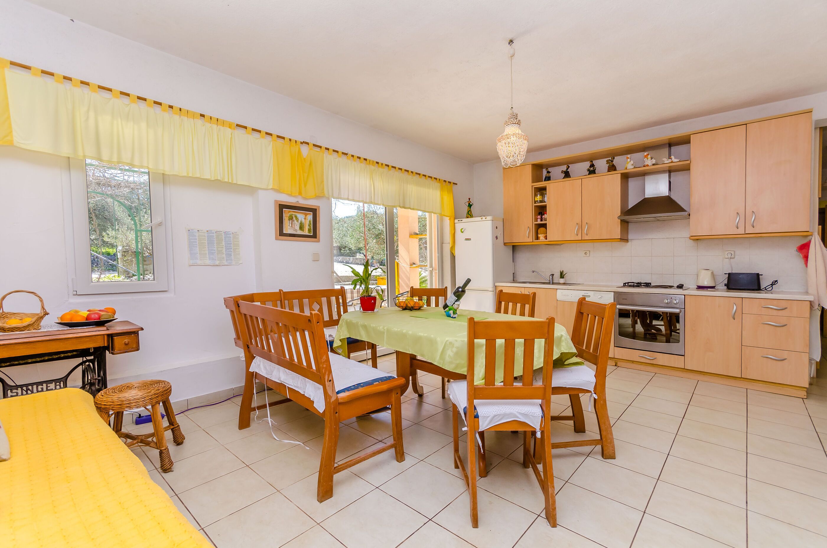 Apartment (A1) | Dining