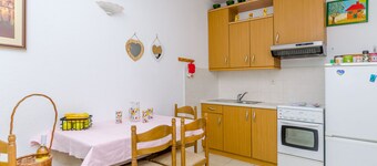 Apartments Stara Maslina