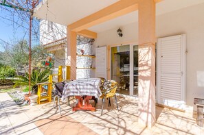 Apartment (A1) | Terrace/patio - Apartments Stara Maslina (Split)