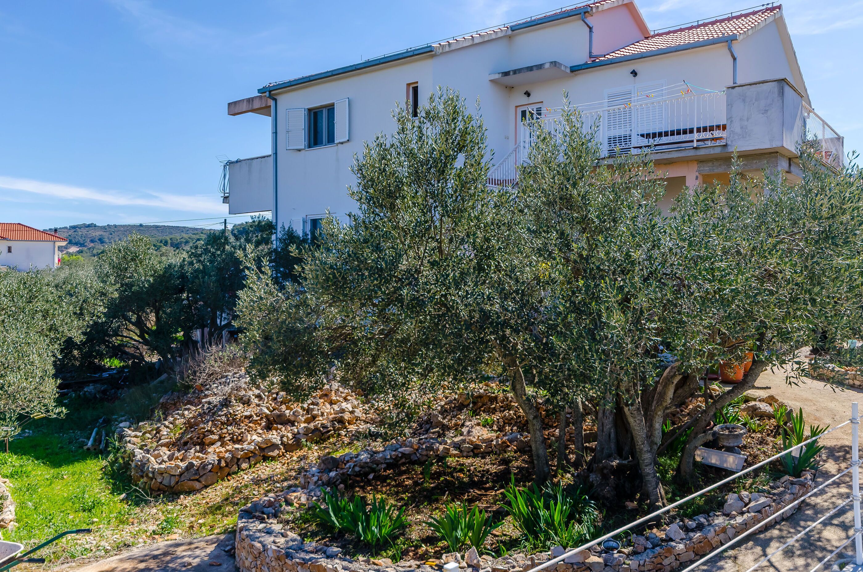 تفاصيل الفندق من الخارج