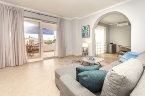 Apartment (A1) | Living room - Apartments Maris (Tribunj)