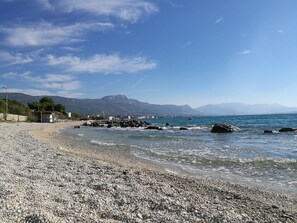 Beach - House Petar (Kastela)