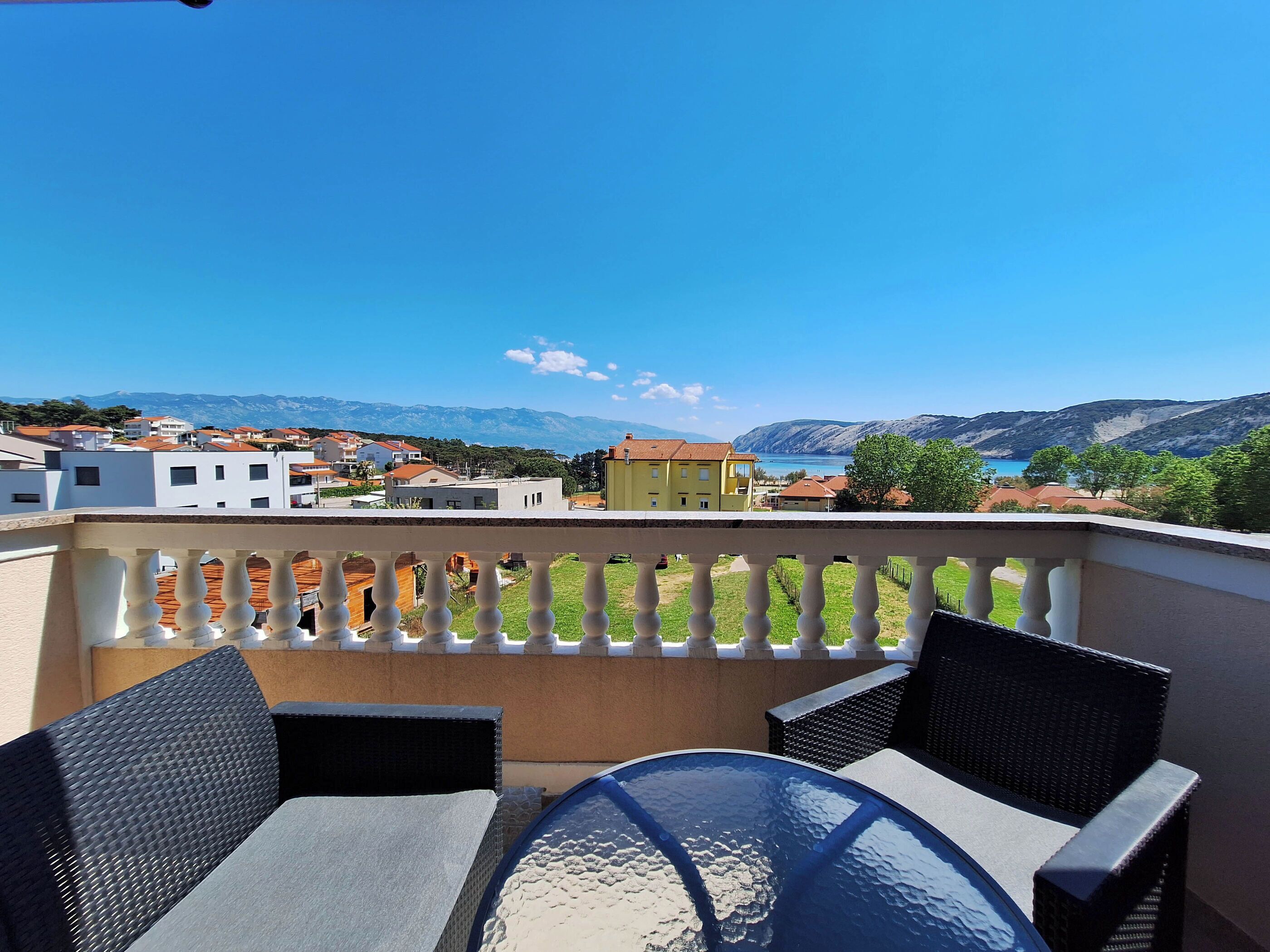Apartment (A4) | Water view