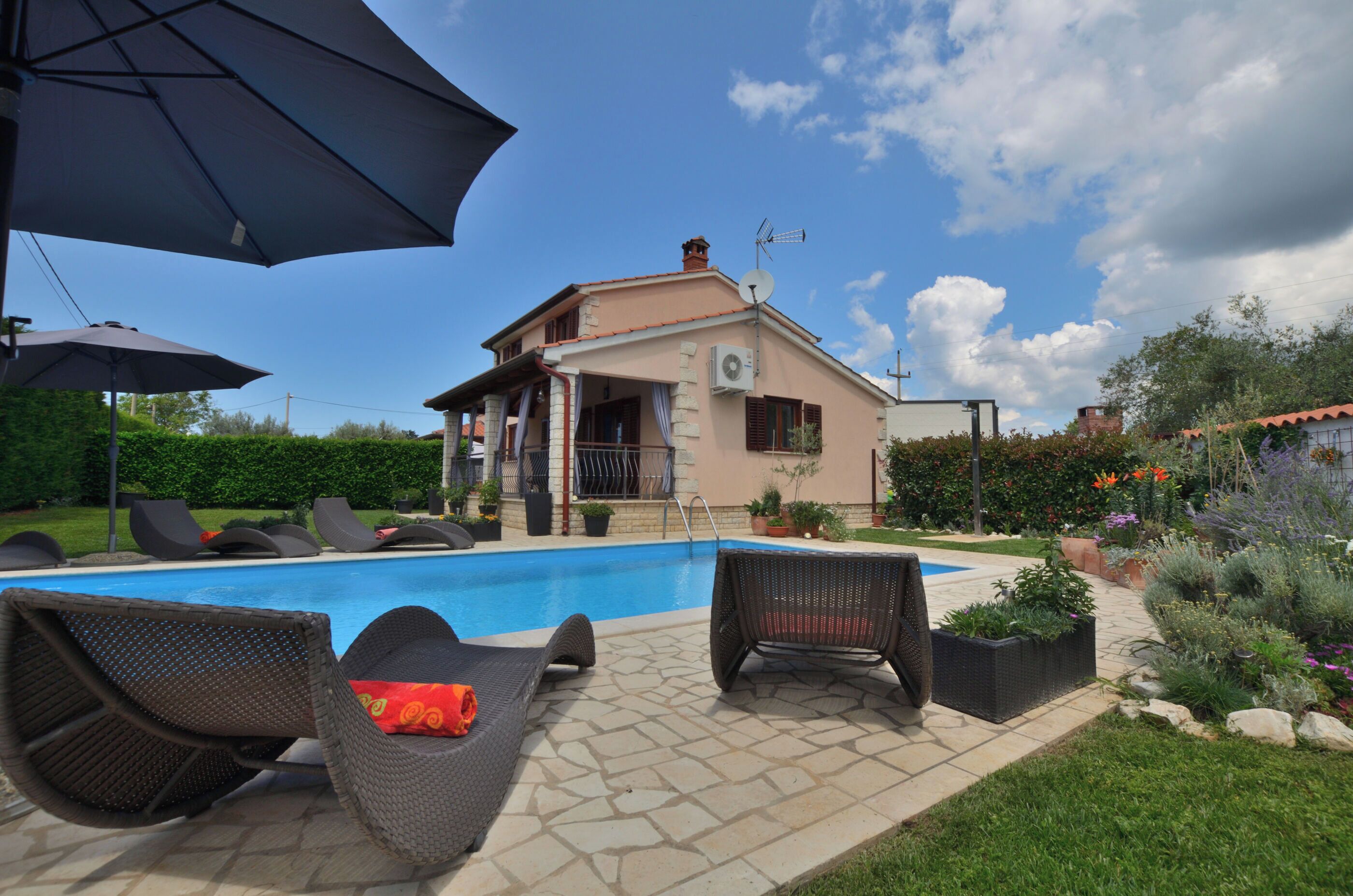Piscina externa