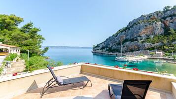 Apartment (A7) | Water view