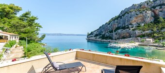 Apartments Serzane
