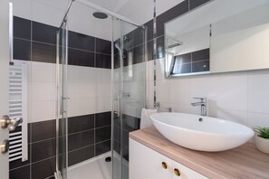 Bathroom - House Leonardo (Galovac)