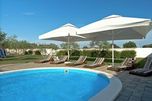 In-room safe, iron/ironing board, free WiFi - House Leonardo (Galovac)