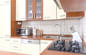 Villa | Eigene Küche | Kühlschrank, Mikrowelle, Ofen, Herdplatte