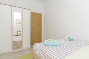 Villa | Zimmersafe, Bügeleisen/Bügelbrett, kostenloses WLAN