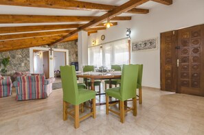 Villa | Dining - Villa Galia (Tribunj)