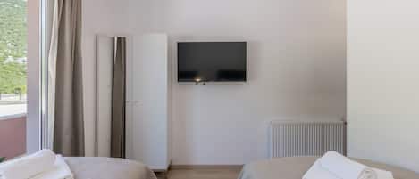 Villa | Coffre-fort, fer et planche Ă repasser, accĂšs au Wi-Fi (inclus)